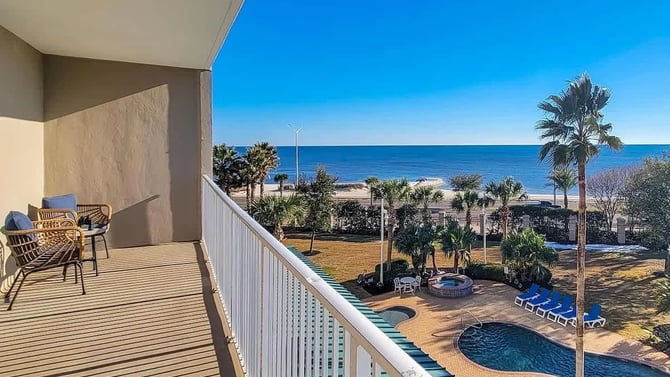 Staygulfcoast Pool Entire Home Apt Entire Condo Biloxi